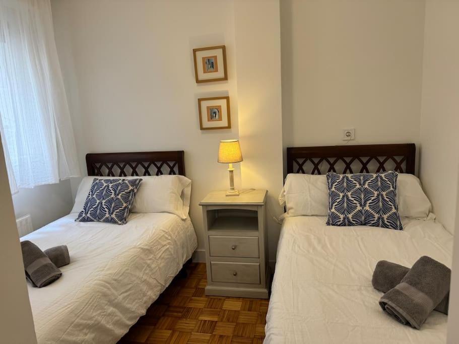 Appartamento En El Corazon De Oviedo Esterno foto
